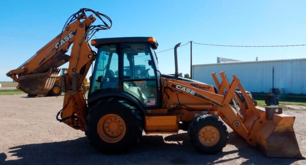 2005 Case 590 Super M Series 2 Backhoe - Image 4