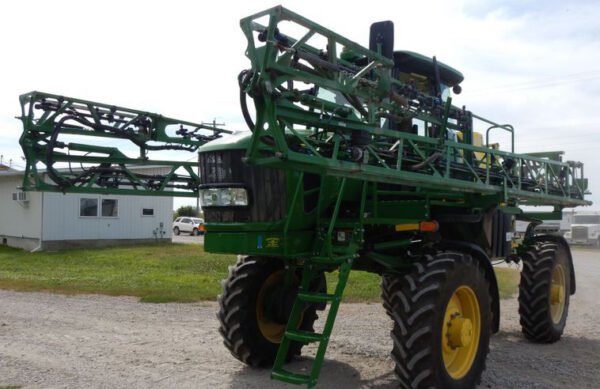 2013 John Deere 4630 sprayer - Image 2