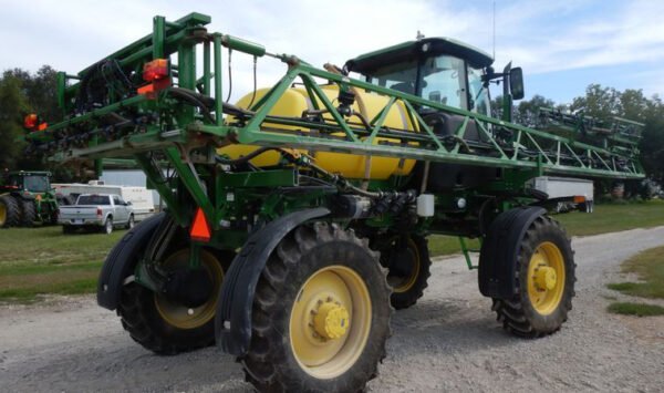 2013 John Deere 4630 sprayer - Image 6