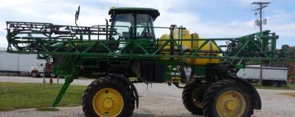 2013 John Deere 4630 sprayer - Image 9